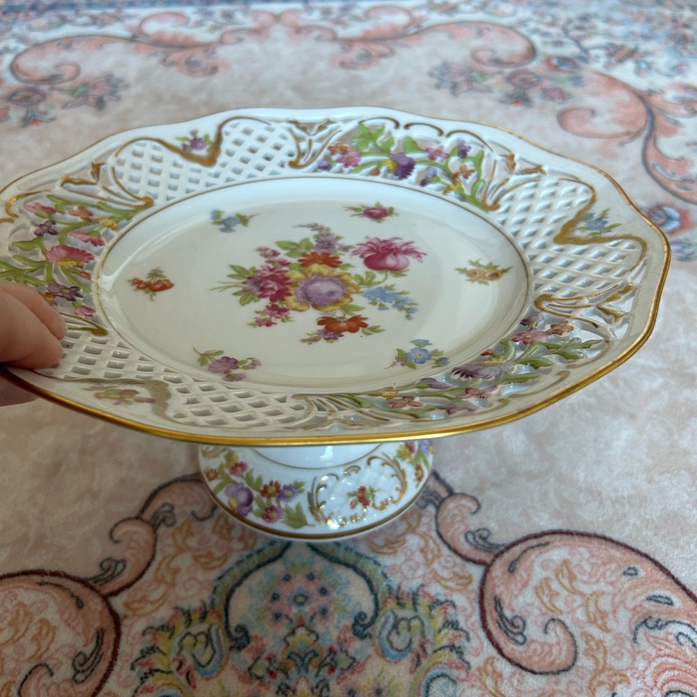 Vintage Schumann Arzberg Bavaria porcelain Cake Stand